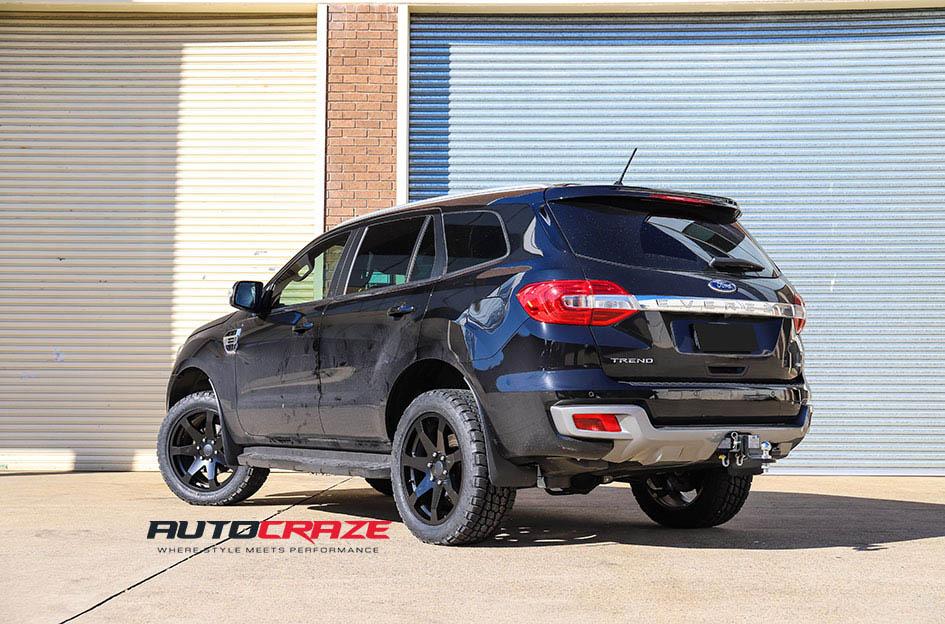 FORD EVEREST MOZAMBIQUE MATTE BLACK